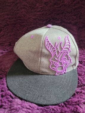 Spyro Hat NWOT